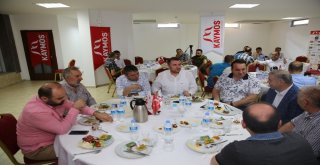 Başkan Çelik, Mobilya Sanayicileri İle Bir Araya Geldi