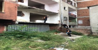 (Özel) İstanbulda Kafeterya Ve Metruk Binalara Şok Baskın