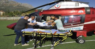 Üzerine Süt Kazanı Devrilen Çocuk Ağır Yaralandı