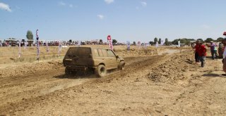 Off-Road Yarışları Nefes Kesti