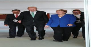 Erdoğan Ve Merkel Çalışma Yemeğinde Bir Araya Geldi