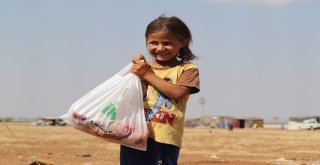 Suriyede Kesilen 5 Bin 357 Hisse Kurban İhtiyaç Sahiplerine Dağıtılıyor