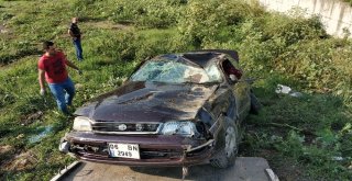 Düğüne Giden Otomobil Takla Attı: 3 Yaralı