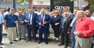 Bin Kişilik Aşure 10 Dakikada Bitti