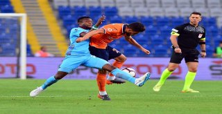 Spor Toto Süper Lig: Medipol Başakşehir: 0 - Trabzonspor: 0 (Maç Devam Ediyor)