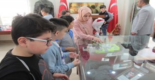 Cumhuriyet Üniversitesi Vakfı Okulları Öğrencileri Gazileri Unutmadı
