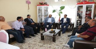 Bayramda Aziziyede Şehit Yakınları Ve Hastalar Unutulmadı