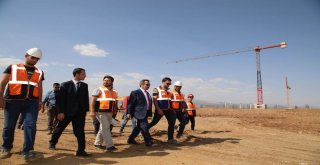 Vali Mantı, Bin Kişiye İstihdam Sağlayacak Yatırım Çalışmalarını İnceledi