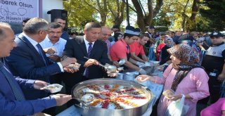 Kdz. Ereğli Belediyesi 3 Bin Kişiye Aşure Dağıttı