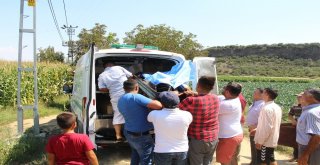 Ayağı Kayan Genç, 30 Metre Yükseklikten Kayalıklara Çakıldı