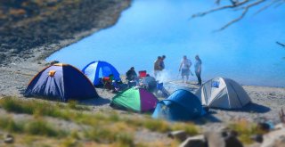 (Özel Haber) Nemrut Krater Gölünde Kamp Heyecanı