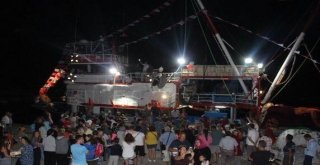 Balıkçılar “Vira Bismillah ”Dedi, Vatandaşlar Eğlenceye Doydu