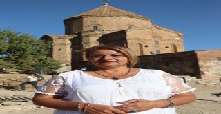 (Özel Haber) Akdamar Adası Ayine Hazır