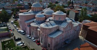 Molla Zeyrek Camiinin Restorasyonu Bitti, Sıra Çevresinde