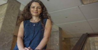 Genç Türk Kadını, Als Ve Alzaymıra Karşı