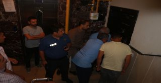 Hırsız İçeride İhbarı Polisi Balkona Tırmandırdı