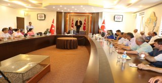 Vali Günaydından Muhtarlar Toplantısında Müjdeler