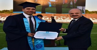 Esogü Mezunlarını Geleceğe Uğurladı