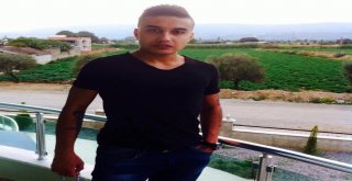 Metrelerce Sürüklendiler, Bir Genç Feci Şekilde Can Verdi