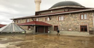 Padişah 4. Muradın Namaz Kıldığı Yere 12 Milyon Tllik Cami Yaptılar