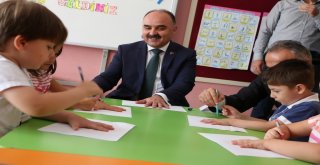 Miniklere İlk Ders Vali Amcalarından