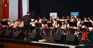 Öğrencilerin Konseri Büyük İlgi Gördü