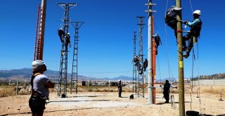 Yüksekte Çalışmanın Kurallarını Öğrendiler