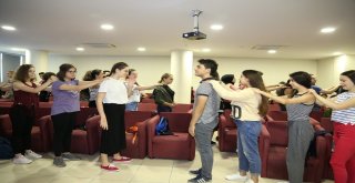 16 Farklı Ülkeden 70 Genç Ataşehirde Buluştu