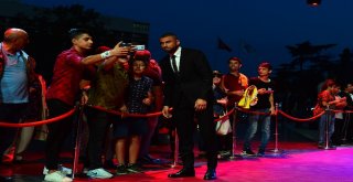 Burak Yılmaz: Transfer Konuları Kapandı, Gitti