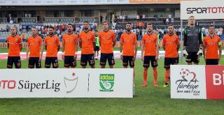 Spor Toto Süper Lig: Başakşehir: 1 - Akhisarspor: 1 (İlk Yarı)