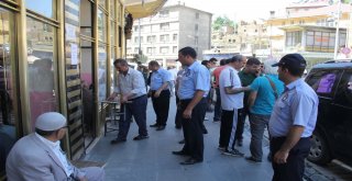 Bitlis Belediyesinden Kaldırım Mücadelesi