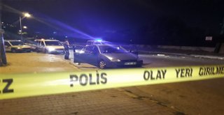 Otomobildeki Kavgada Silahlar Patladı: 1 Yaralı