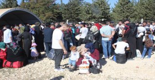 22 Bin Suriyeli Bayrama Gitti