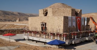 Tarihi Artuklu Hamamı Yerine İndiriliyor