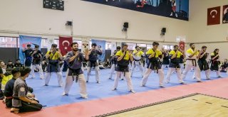 14. Kez Kemer Kuşandılar