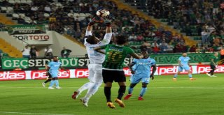 Spor Toto Süper Lig: Akhisarspor: 0 - Trabzonspor: 2 (İlk Yarı)