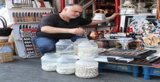 (Özel) Kenger Sakızı Dolarla Yarışıyor