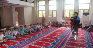 Hakkari Polisinden Çocuklara Boğulmaya Karşı Eğitim