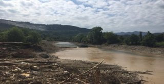 Dsi: “Ünye-Cevizdere Köprüsüne 215 Yıllık Debi Vurdu”