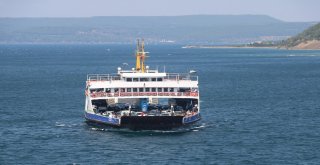 Çanakkale Boğazından 10 Günde 185 Bin Araç Geçti