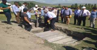 Ardahanda Bulunan Rus Subayın Cesedi Toprağa Verildi