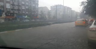 Kocaelide Bir Anda Bastıran Yağmur Zor Anlar Yaşattı