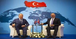 Bakan Çavuşoğlu, Rus Mevkidaşı Lavrov İle Bir Araya Geldi