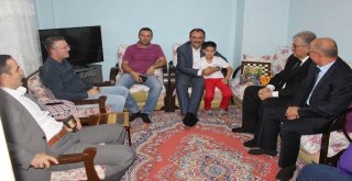 Aydında Başarılı Okulların Müdürleri Ödüllendirildi