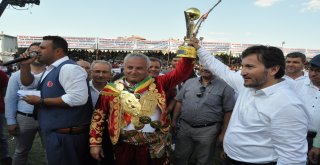 Altın Kirazın Başpehlivanı Ali Gürbüz Oldu