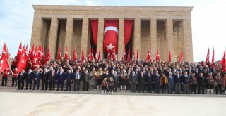 Ankaranın Başkent Oluşunun 95. Yıl Dönümü Kutlamaları Anıtkabir Ziyareti İle Başladı