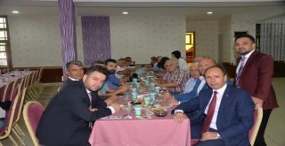 Bozüyükte İlçe Protokolü Vatandaşlarla Bayramlaştı