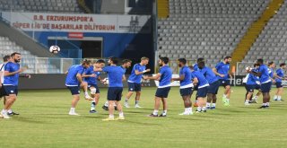 Bb Erzurumspor, Medipol Başakşehir Karşısında İlk Galibiyetini Almak İstiyor