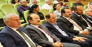 Dede Korkutun Türk Dünyasındaki Yeri Sempozyumda Konuşuldu