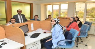 Başkanın Çağrı Merkezi Mesaisi